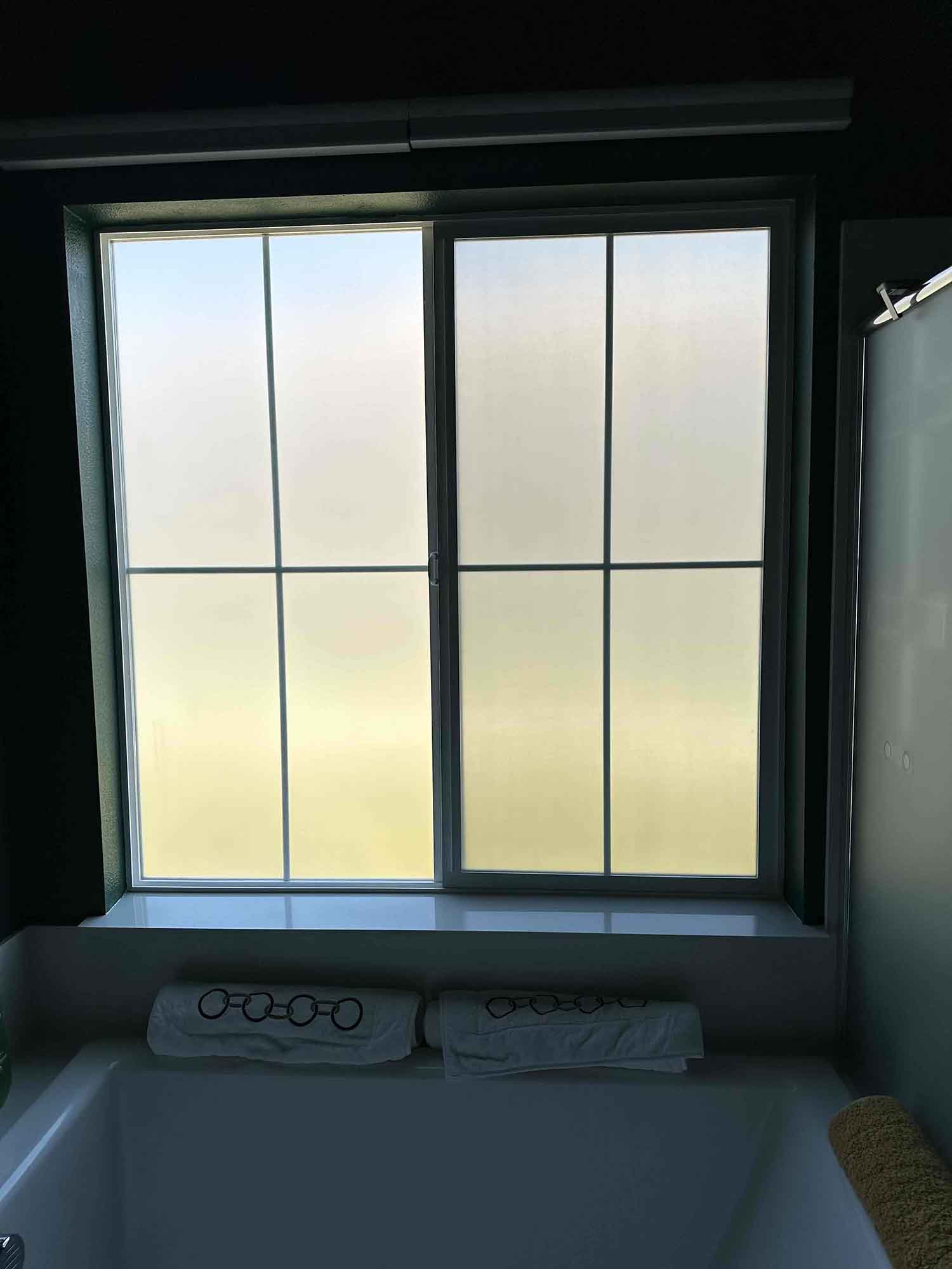 10 Examples of Frosted Window Film in Bay Area Bathrooms. Get a free estimate from ClimatePro in the San Francisco Bay Area.