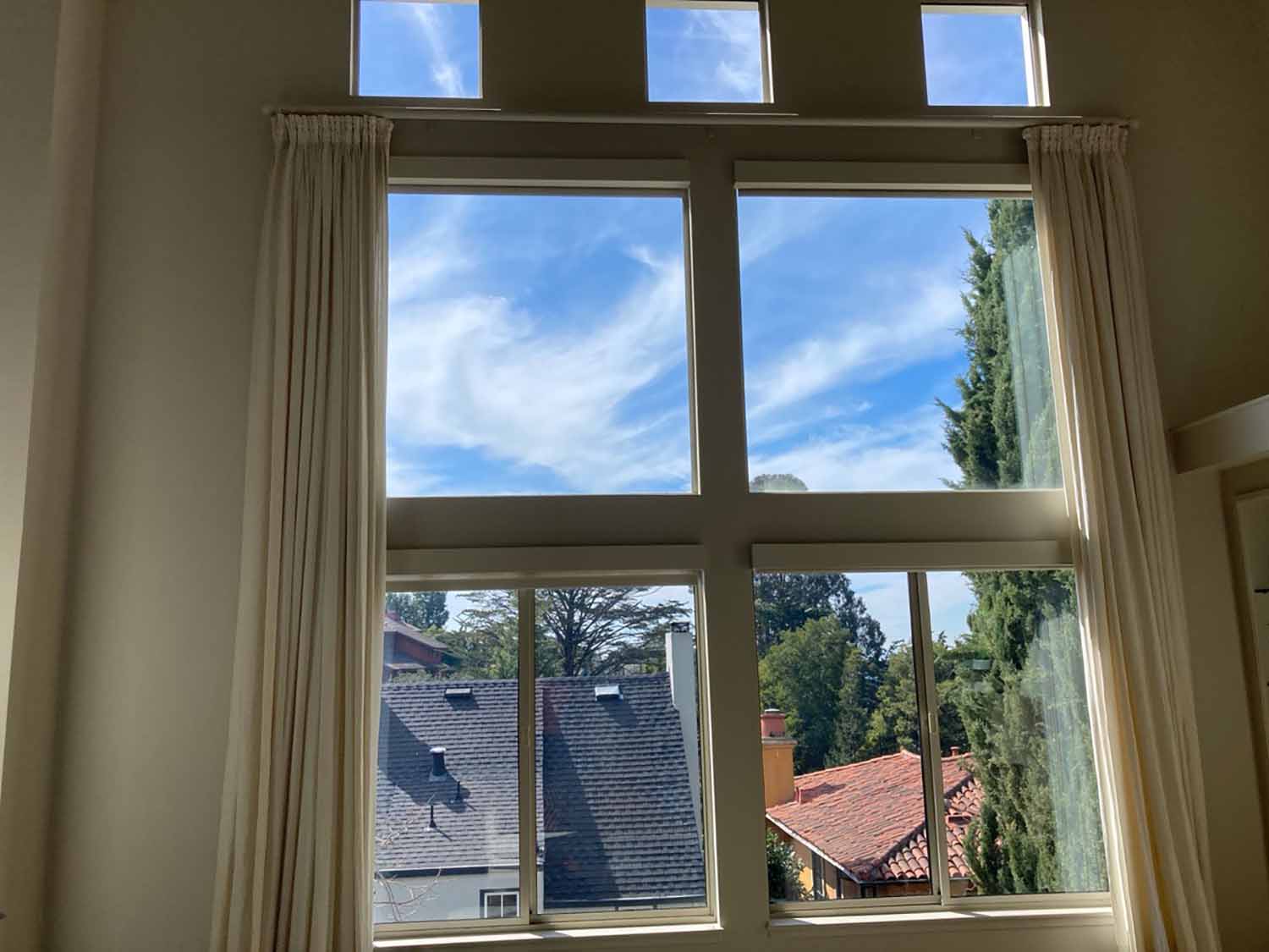 Reduce heat and glare in your Oakland home! See how ClimatePro improved comfort with 3M Sun Control Window Film in this 5-star Google review.